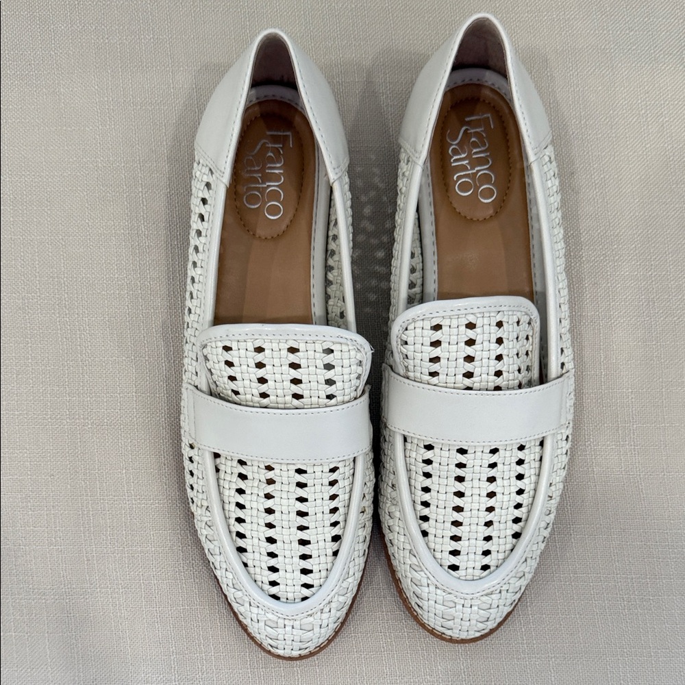 ALMOST NEW Franco Sarto Women's Beige Woven Loafers